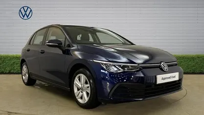 Used VW Golf VIII Life 150 HP (110 kW) 2023 Hatchback