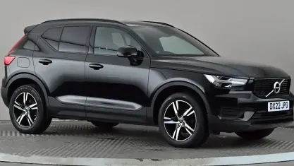 Usado Volvo XC40 R-Design 163 HP (119 kW) 2021 Preto SUV