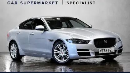 Used Jaguar XE Prestige 179 HP (131 kW) 2019 Sedan