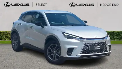 Used Lexus LBX 136 HP (100 kW) 2025 Silver SUV