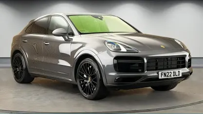 Used Porsche Cayenne Turbo 551 HP (405 kW) 2022 Quartzite grey SUV