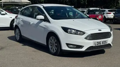 Used Ford Focus Titanium 125 HP (91 kW) 2016 Hatchback