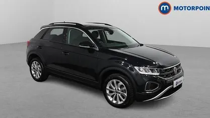 Used 2025 VW T-Roc Match SUV | £22,699 (Fair price)