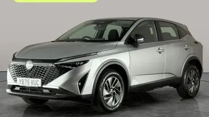 Uusi Nissan Qashqai Acenta Premium 140 HP (102 kW) 2026 Katumaasturi