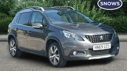 Używany Peugeot 2008 Allure Premium 110 KM (80 kW) 2019 Szary SUV