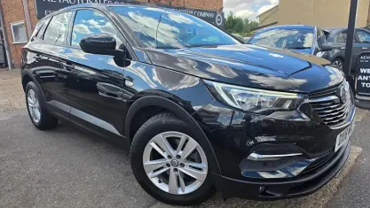 Used Vauxhall Grandland X S 131 HP (96 kW) 2018 Black SUV