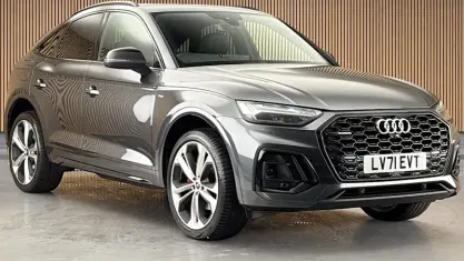 Used Audi Q5 Sportback Comfort 204 HP (150 kW) 2021 Daytona gray pearlescent/daytona gray pearlescent SUV