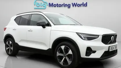 Usado Volvo XC40 Plus 163 HP (119 kW) 2026 SUV
