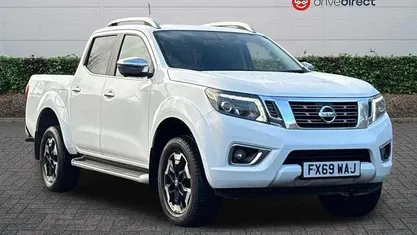 Used 2020 Nissan Navara Tekna Pickup | £16,485 (Good price)