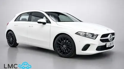 Used Mercedes A180 Executive 136 HP (100 kW) 2019 White Hatchback