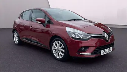 Used Renault Clio IV Dynamique 90 HP (66 kW) 2017 Hatchback