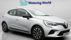 Used 2022 Renault Clio V Evolution Hatchback | £12,875 (Good price)
