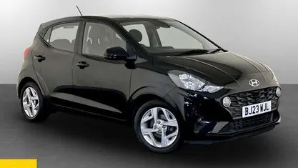 Used Hyundai i10 SE 67 HP (49 kW) 2023 Black Hatchback