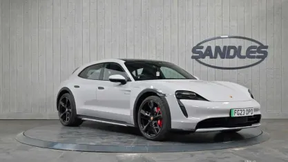 Used Porsche Taycan 4S Cross Turismo Cross Turismo 419 kW (571 HP) 2023 Grey Estate