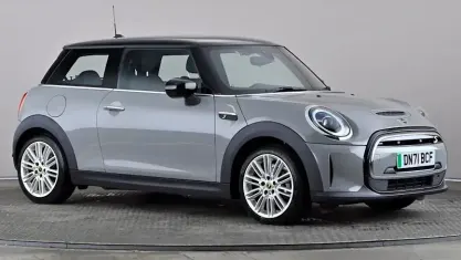 Used Mini Cooper Level 2 135 kW (184 HP) 2023 Hatchback
