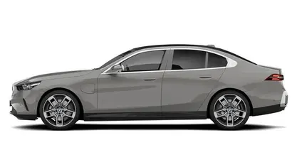 New BMW 550e M Sport 489 HP (359 kW) 2025 Sedan