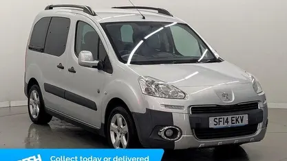 Used Peugeot TePee Outdoor 92 HP (67 kW) 2014 Estate