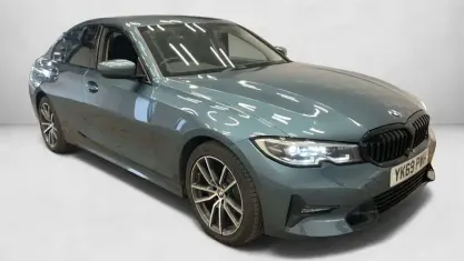 Used BMW 318 Sport Line 150 HP (110 kW) 2020 Blue Sedan