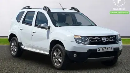 Used Dacia Duster Lauréate 109 HP (80 kW) 2017 White SUV