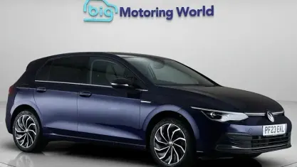 Used VW Golf VIII Edition 131 HP (96 kW) 2023 Blue Hatchback