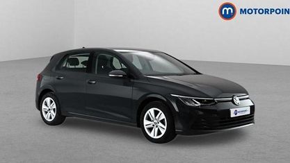 Używany VW Golf VIII Life 131 KM (96 kW) 2023 Szary Hatchback