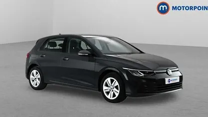 Used VW Golf VIII Life 131 HP (96 kW) 2023 Hatchback