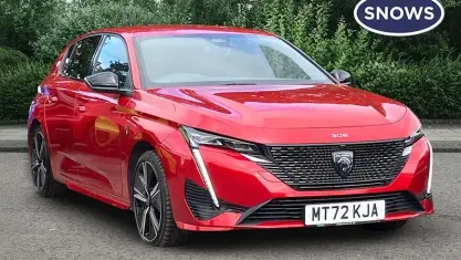 Used Peugeot 308 GTi 131 HP (96 kW) 2022 Red Hatchback