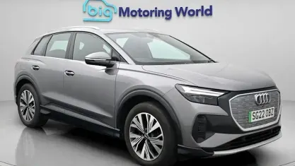 Begagnad Audi Q4 e-tron Sport 125 kW (170 HK) 2022 Grå SUV