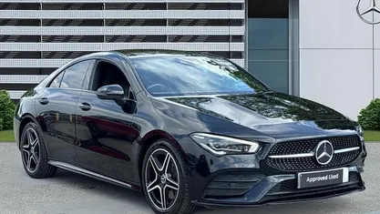 Begagnad Mercedes CLA200 AMG Line Premium Plus 163 HK (119 kW) 2022 Sedan