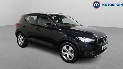 Used 2021 Volvo XC40 Momentum SUV | £18,899 (Fair price)