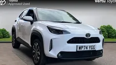 Used 2025 Toyota Yaris Hybrid Design Estate | £23,833 (Fair price)