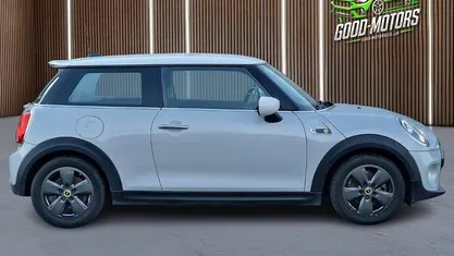 Used Mini Cooper Level 1 135 kW (184 HP) 2020 Hatchback