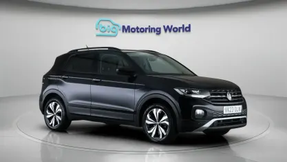 Second-hand VW T-Cross Black Edition 110 CP (80 kW) 2023 Negru SUV
