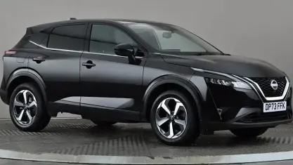 Used Nissan Qashqai N-Connecta 140 HP (102 kW) 2023 Black SUV