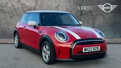 Used Mini Cooper Classic 136 HP (100 kW) 2022 Red Hatchback
