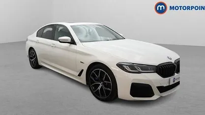 Usado BMW 530e M Sport 292 HP (214 kW) 2023 Branco Sedan
