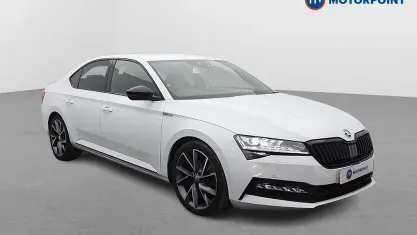 Used Skoda Superb SportlinePlus 190 HP (139 kW) 2023 White Hatchback