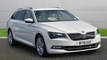 Used Skoda Superb SE L Executive 150 HP (110 kW) 2019 Estate