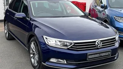 Blue Used 2019 VW Passat GT Estate | £14,990 (Fair price)
