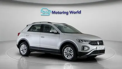 Begagnad VW T-Roc S 110 HK (80 kW) 2023 Grå SUV