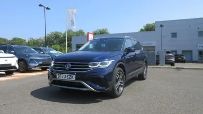 Used VW Tiguan Allspace Elegance 150 HP (110 kW) 2023 Blue SUV