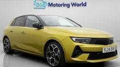 Yellow/black Used 2024 Vauxhall Astra Ultimate Hatchback | £18,700 (Fair price)