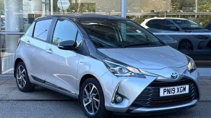 Used Toyota Yaris Hybrid 101 HP (74 kW) 2019 Hatchback
