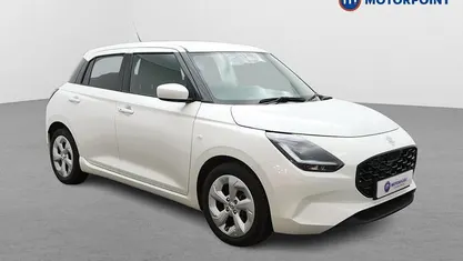 Used Suzuki Swift 82 HP (60 kW) 2025 White Hatchback