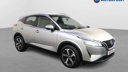 Used Nissan Qashqai N-Connecta 158 HP (116 kW) 2022 Silver SUV