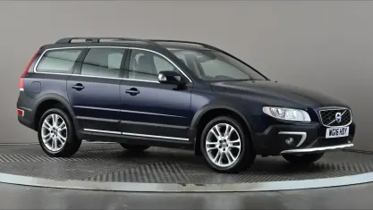 Used Volvo XC70 SE Lux 181 HP (133 kW) 2015 Blue Estate