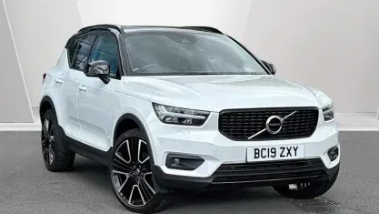 Used Volvo XC40 R-Design 190 HP (139 kW) 2020 SUV