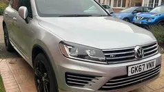 Used 2018 VW Touareg R-line Plus SUV | £20,799 (Fair price)