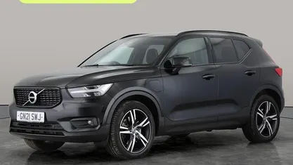 Used Volvo XC40 R-Design 211 HP (155 kW) 2021 SUV