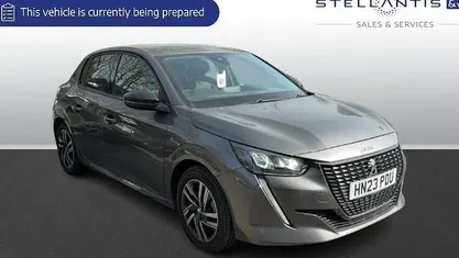 Used Peugeot 208 Allure+ 102 HP (75 kW) 2023 Hatchback